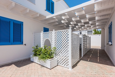 Appartamento nuovo - piano terra - centro e lidi raggiungibili a piedi