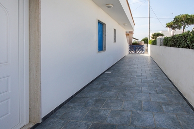 Villetta ben arredata con ampio spazio esterno