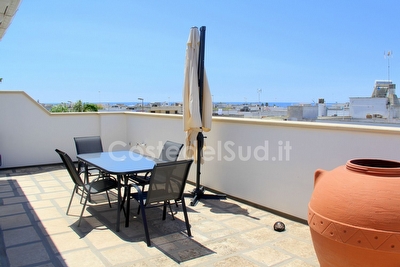 Bilocale in centro con mare vicino e ampio terrazzo. Torre San Giovanni - Foto 17