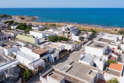Appartamento piano terra in centro con mare vicino. Torre San Giovanni - Foto 29