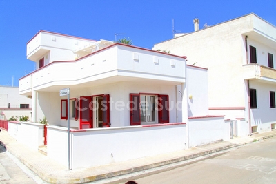 Appartamento nel centro della marina con mare e passeggio vicini. Torre San Giovanni - Foto 25