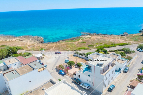 Attico nuovo vista mare con ampio spazio esterno Torre San Giovanni