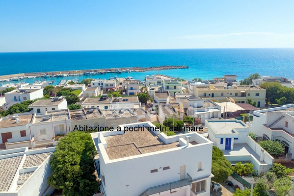 Casa in centro con mare e passeggio a piedi. Torre Vado