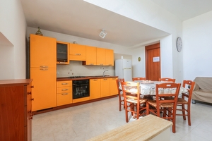 Casa spaziosa ben arredata con mare di sabbia vicino. Torre Pali - Foto 8