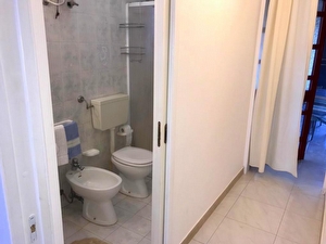 Appartamento con terrazzo passeggio e tanta sabbia vicini. Lido Marini - Foto 18