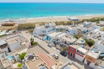 Appartamento con spazi esterni e sabbia vicinissima. Torre Mozza - Foto principale