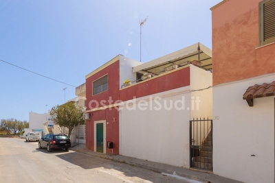 Appartamento con spazi esterni e sabbia vicinissima. Torre Mozza - Foto 2