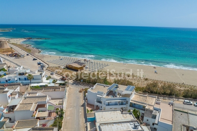 Appartamento con spazi esterni e sabbia vicinissima. Torre Mozza - Foto 30