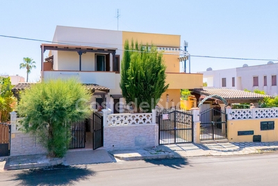 Appartamento comodo, mare di sabbia vicino, spazi esterni. Lido Marini - Foto 2