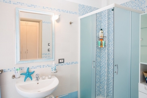 Villetta indipendente tre camere due bagni mare e centro a piedi. Torre Pali - Foto 18