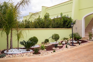 Villetta indipendente tre camere due bagni mare e centro a piedi. Torre Pali - Foto 4