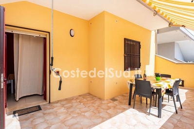 Appartamento due camere nuovo ben arredato a pochi passi dalla sabbia. Torre Mozza - Foto 9