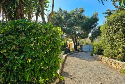 Trilocale in mini residence con vista mare