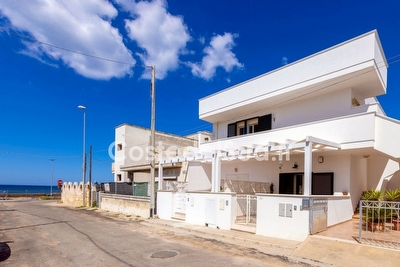 Appartamento quattro camere due bagni con mare e centro vicini. Torre San Giovanni - Foto 2