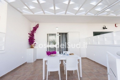 Appartamento in centro con passeggio e mare vicini. Torre San Giovanni - Foto 3