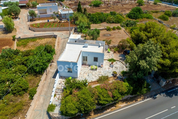 Villino indipendente fronte mare e ampi spazi esterni. Santa Maria di Leuca