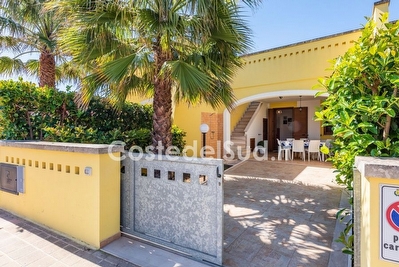 Villetta di nuova costruzione passeggio e mare a piedi. Torre Pali - Foto principale