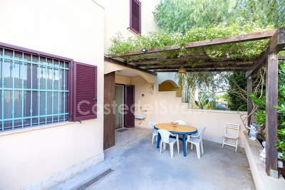 Ampi spazi esterni parcheggio privato mare e passeggio a piedi. Torre Pali - Foto 10