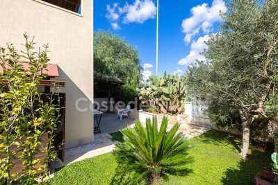 Ampi spazi esterni parcheggio privato mare e passeggio a piedi. Torre Pali - Foto 12