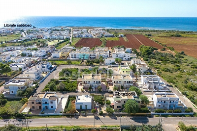 Ampi spazi esterni parcheggio privato mare e passeggio a piedi. Torre Pali - Foto 26