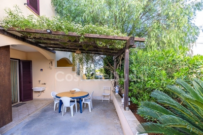 Ampi spazi esterni parcheggio privato mare e passeggio a piedi. Torre Pali - Foto 9