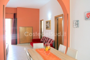 Appartamento con mare di sabbia passeggio e negozi a piedi. Torre Mozza - Foto 6