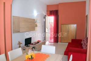 Appartamento con mare di sabbia passeggio e negozi a piedi. Torre Mozza - Foto 7