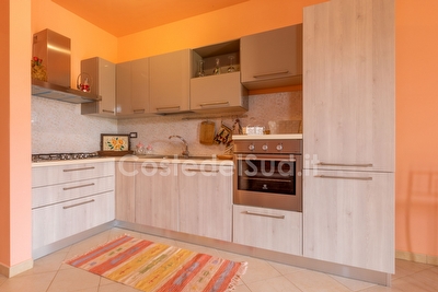 Villetta indipendente ampi spazi esterni con mare e passeggio a piedi. Torre Pali - Foto 17