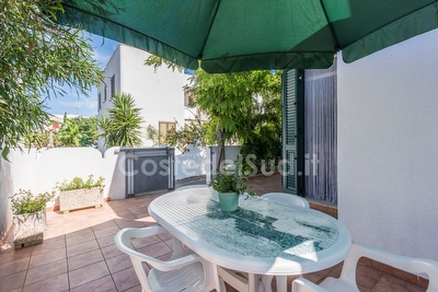 Appartamento con ampi spazi esterni e mare sabbioso a piedi. Pescoluse - Foto 4