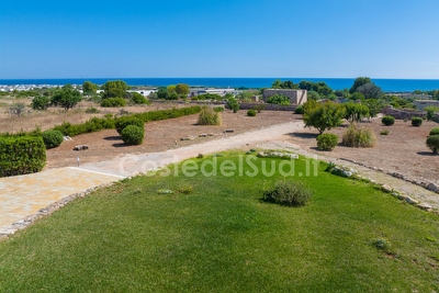 Villetta indipendente di nuova costruzione con ampi spazi esterni. Torre Pali - Foto 9