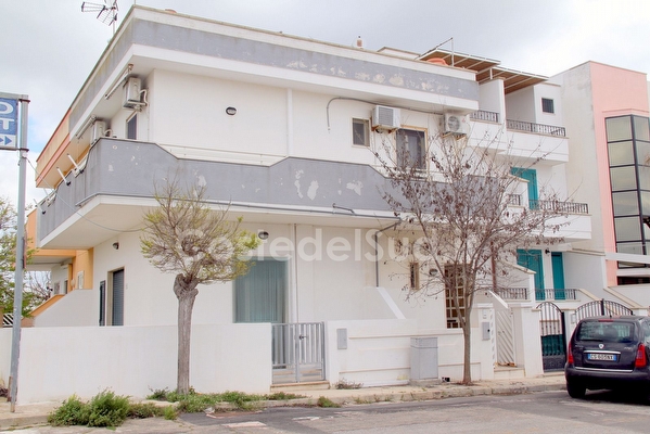 Appartamento nel cuore della mare mare e passeggio a piedi. Torre San Giovanni