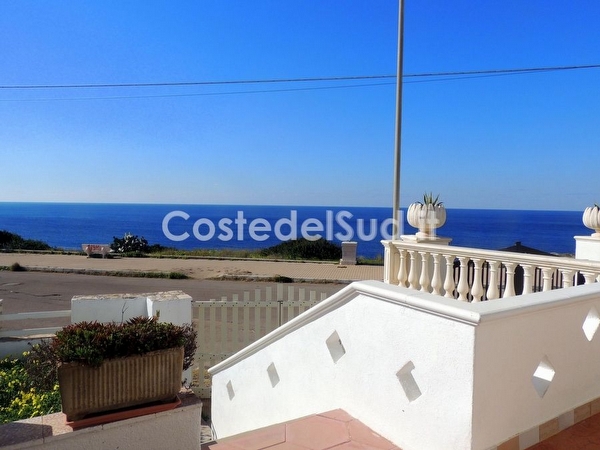 Appartamento a Leuca fronte mare vista panoramica. Santa Maria di Leuca
