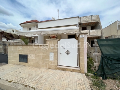 Villino a due passi dal mare - spazio esterno esclusivo Torre San Giovanni - Foto 2