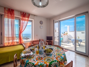 Attico fronte mare - vista panoramica - comoda terrazza esclusiva - Torre San Giovanni - Foto 9