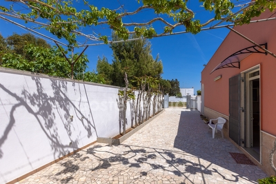 Casa Vacanze con ampi spazi esterni Torre Lapillo - Foto 9