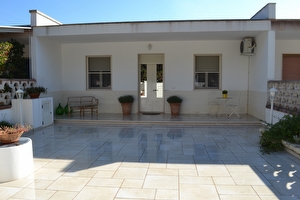 Villa finemente arredata con ampi spazi esterni Pescoluse - Foto 4