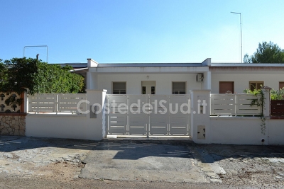 Villa finemente arredata con ampi spazi esterni Pescoluse - Foto 2