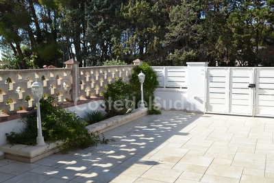 Villa finemente arredata con ampi spazi esterni Pescoluse - Foto 6