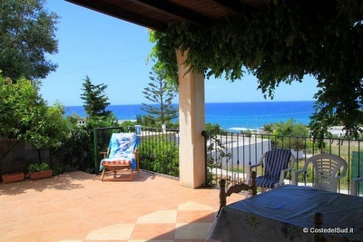 Villino fonte mare, ampi spazi, vista panoramica. Torre San Gregorio - Foto 8