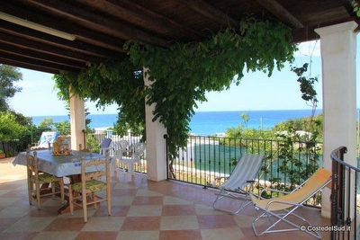 Villino fonte mare, ampi spazi, vista panoramica. Torre San Gregorio - Foto 9
