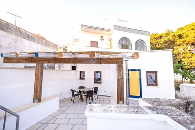 Bilocale nel cuore di Castro Marina pochi passi dal mare. Castro - Foto principale