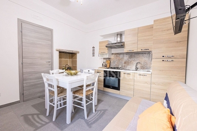 Bilocale nel cuore di Castro Marina pochi passi dal mare. Castro - Foto 8