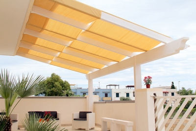 Comodo appartamento tre camere spazi esterni mare vicino.