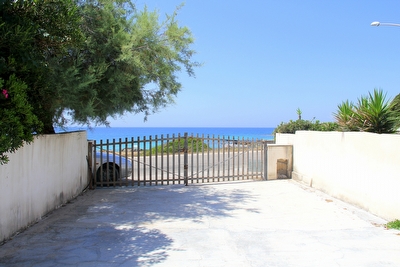 Appartamento a pochi passi dal mare con tanto spazio esterno.