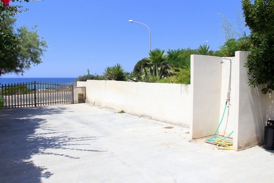 Appartamento a pochi passi dal mare con tanto spazio esterno.