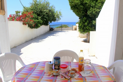 Appartamento a pochi passi dal mare con tanto spazio esterno. Torre San Giovanni - Foto 9
