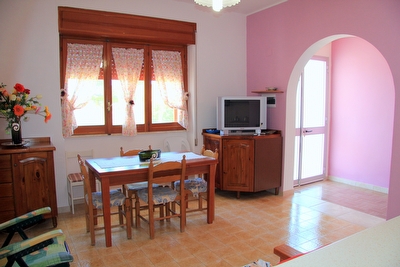 Appartamento, ben arredato, mare vicino, 3 camere. Torre San Giovanni - Foto 7