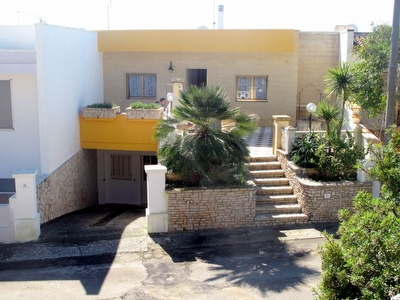 Villetta comoda ampi spazi esterni mare sabbioso vicino. Pescoluse (Posto Vecchio) - Foto 3