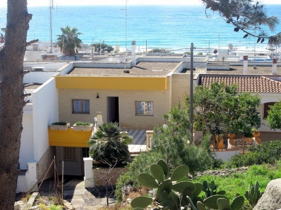 Villetta comoda ampi spazi esterni mare sabbioso vicino. Pescoluse (Posto Vecchio) - Foto 4