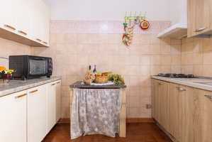 Appartamento con spazio esterno e con mare di sabbia a piedi. Lido Marini - Foto 10